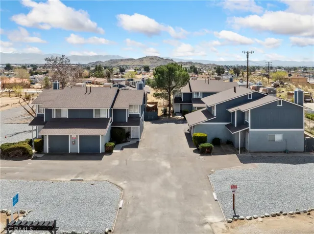 20211 Carlisle Road, Apple Valley, California 92307