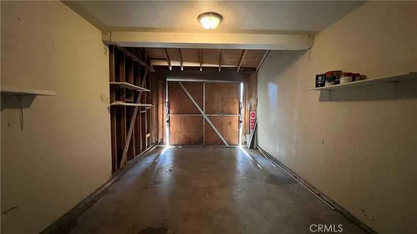 20211 Carlisle Road, Apple Valley, California 92307