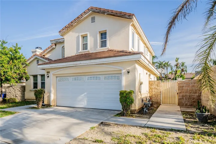 15868 Dianthus Street, Fontana, California 92335