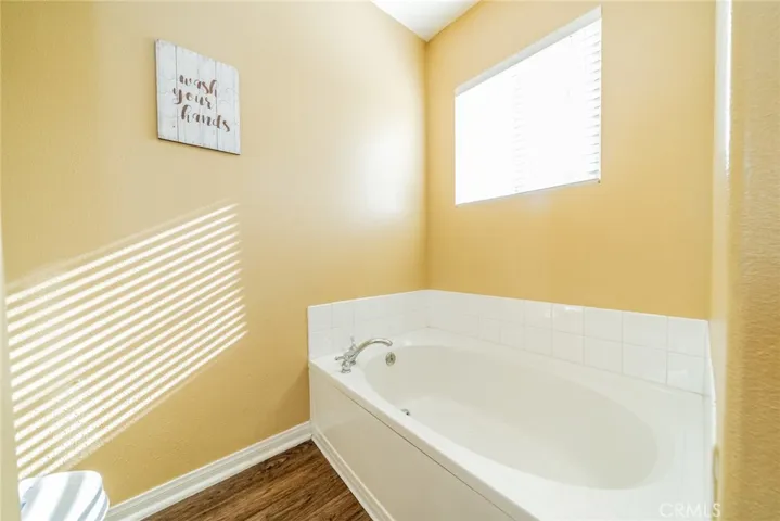 15868 Dianthus Street, Fontana, California 92335