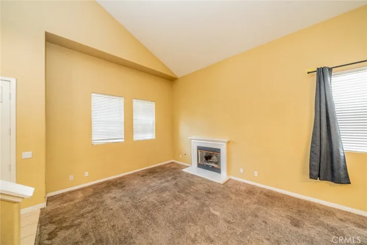 15868 Dianthus Street, Fontana, California 92335