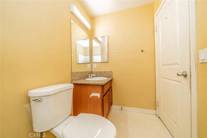15868 Dianthus Street, Fontana, California 92335