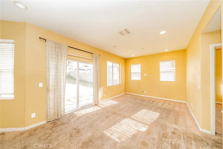 15868 Dianthus Street, Fontana, California 92335