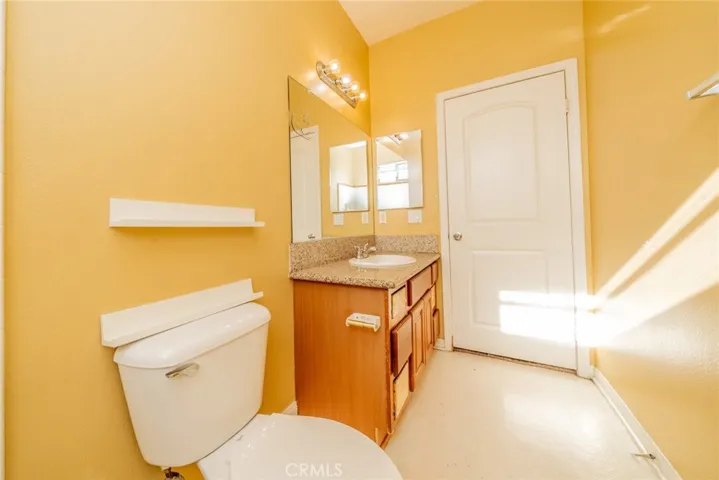15868 Dianthus Street, Fontana, California 92335
