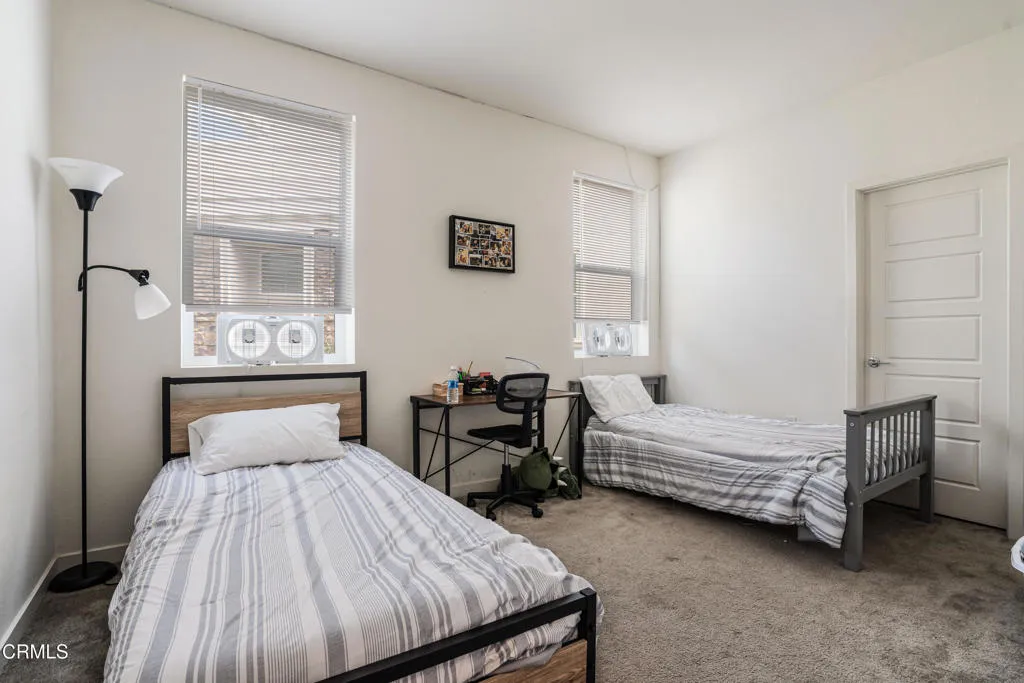 543 Winchester Drive, Oxnard, California 93036 home-pic-13