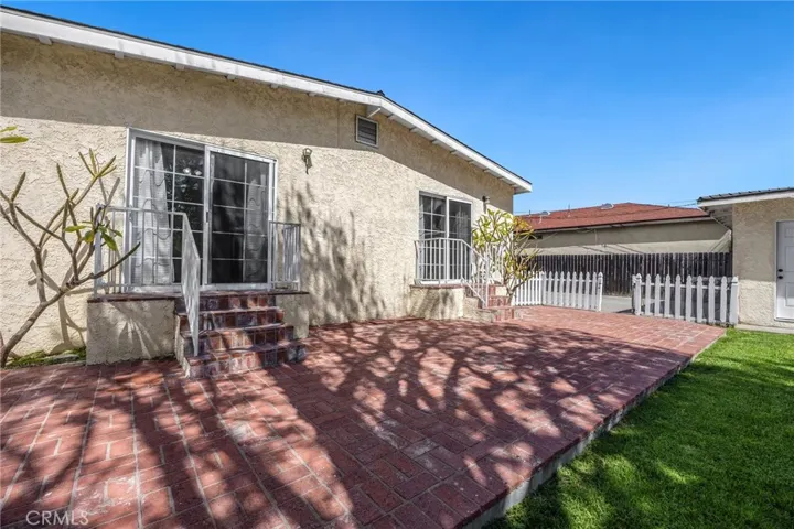 206 Locust Street, Brea, California 92821