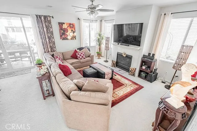 39580 Strada Pozzo, Lake Elsinore, California 92532 home-pic-14
