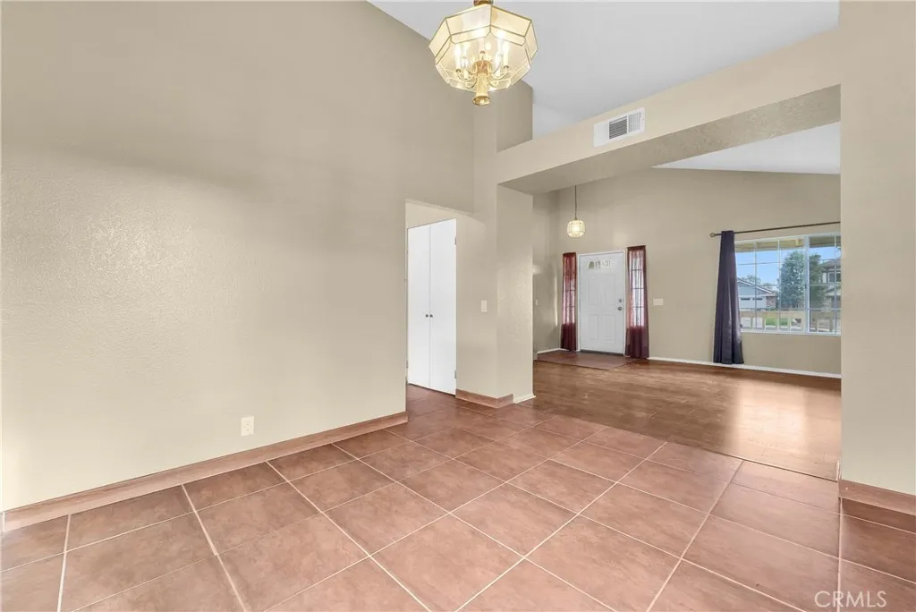 22420 Shore View Court, Wildomar, California 92595 home-pic-6