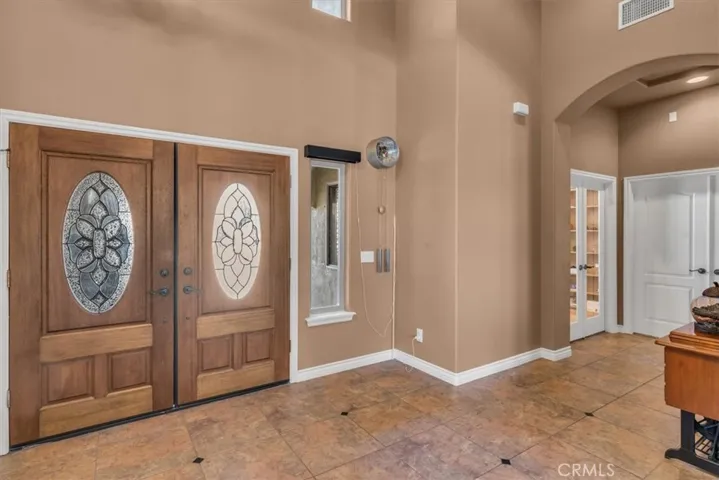 12935 Galewood Street, Apple Valley, California 92308