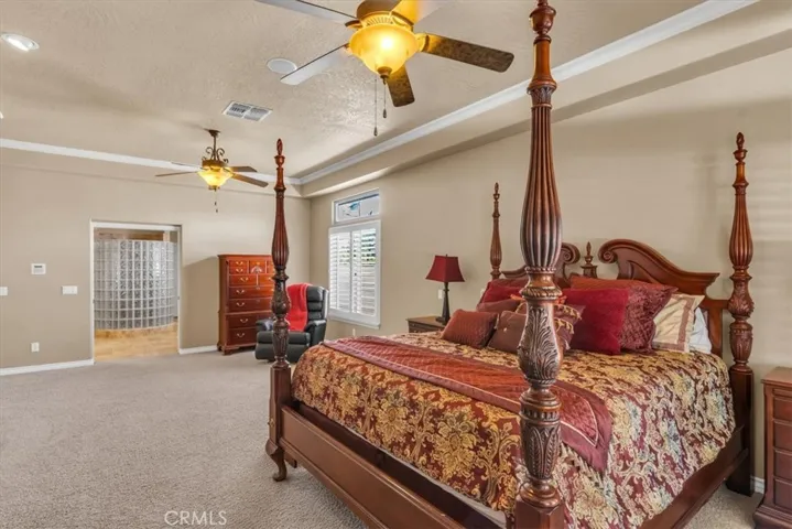 12935 Galewood Street, Apple Valley, California 92308