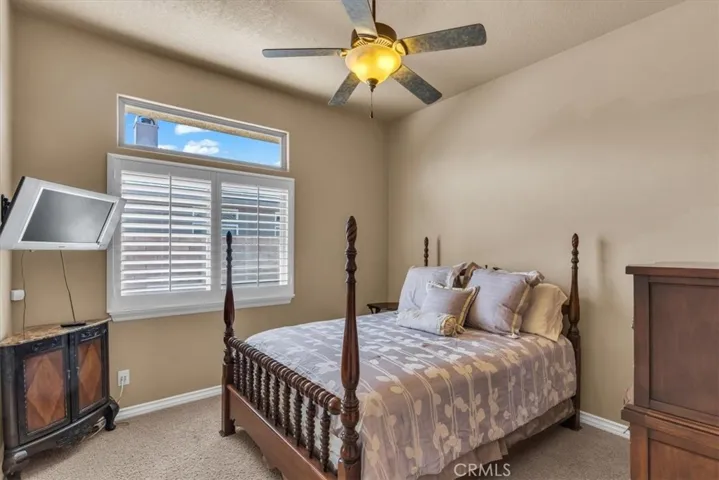 12935 Galewood Street, Apple Valley, California 92308