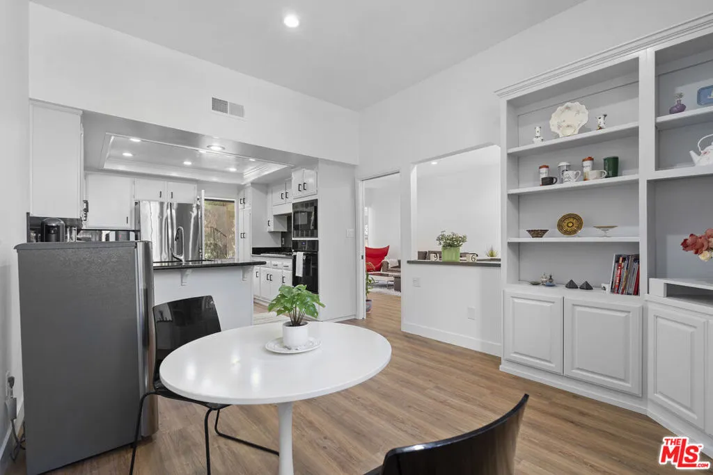 532 Riviera Court, Fullerton, California 92835 home-pic-11