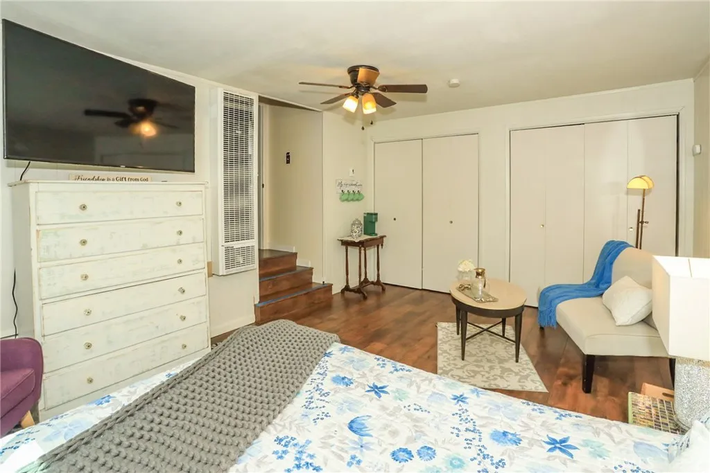 220 Whipple Drive, Big Bear City, California 92314 home-pic-21