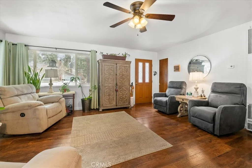 220 Whipple Drive, Big Bear City, California 92314 home-pic-6