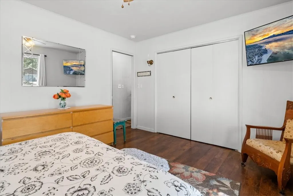 220 Whipple Drive, Big Bear City, California 92314 home-pic-14