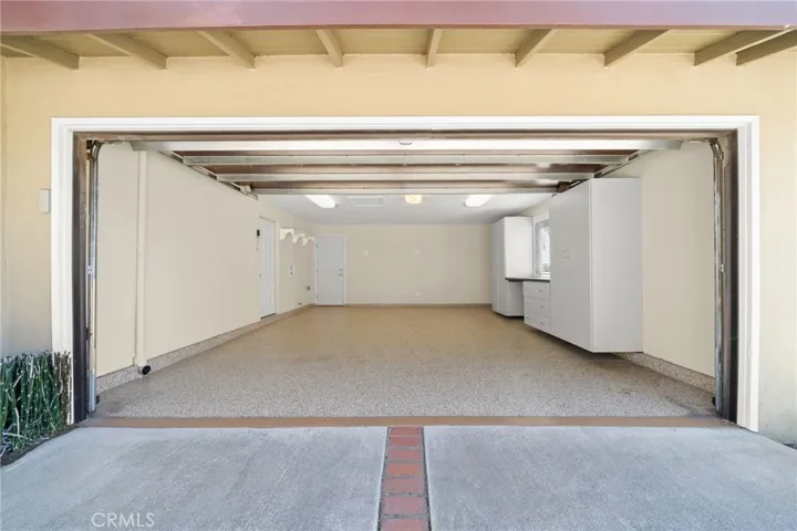 27930 Alvarez Drive, Rancho Palos Verdes, California 90275