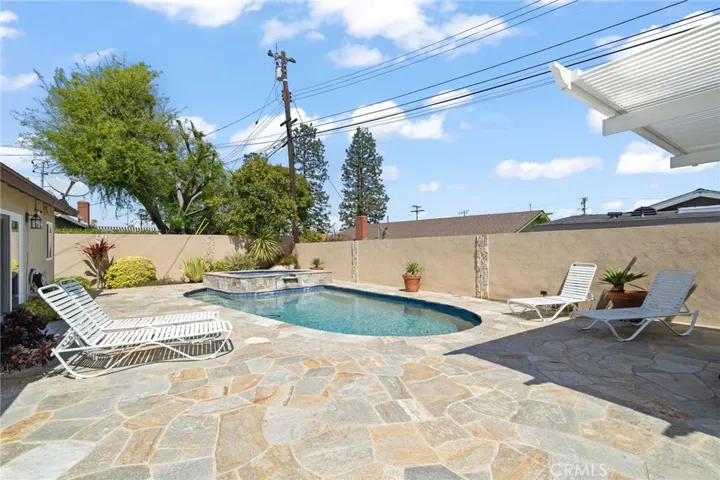 27930 Alvarez Drive, Rancho Palos Verdes, California 90275