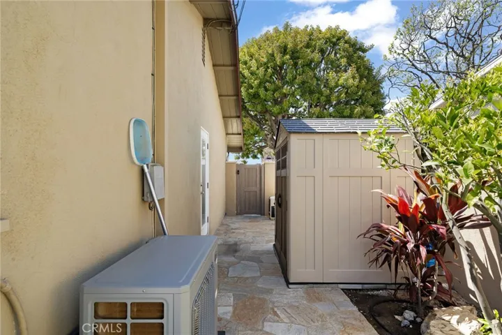 27930 Alvarez Drive, Rancho Palos Verdes, California 90275