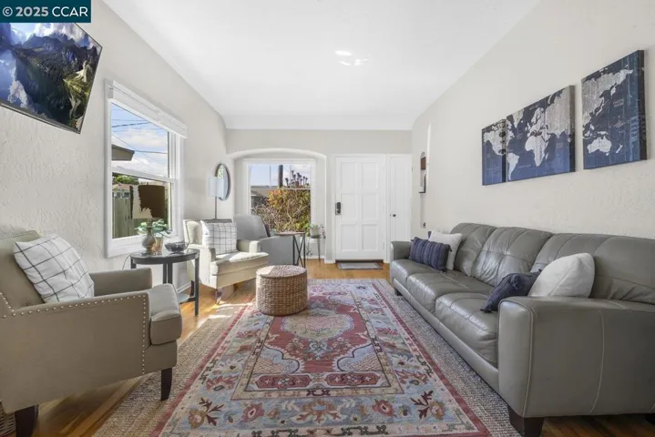 5920 Orchard Ave, Richmond, California 94804