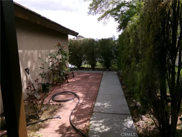 10878 Bonanza Road, Adelanto, California 92301