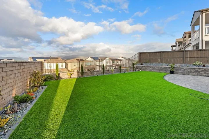 2103 Via Estancia, Chula Vista, California 91913