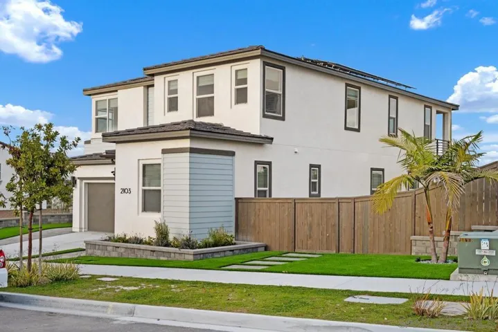 2103 Via Estancia, Chula Vista, California 91913