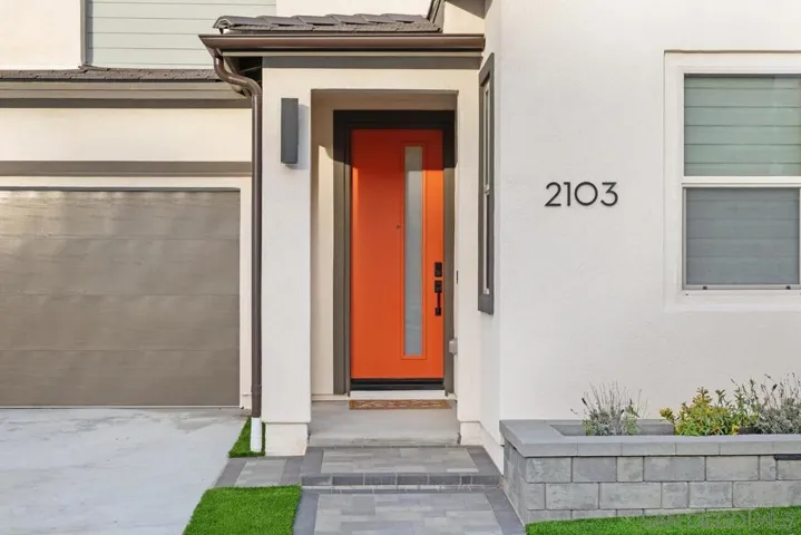 2103 Via Estancia, Chula Vista, California 91913