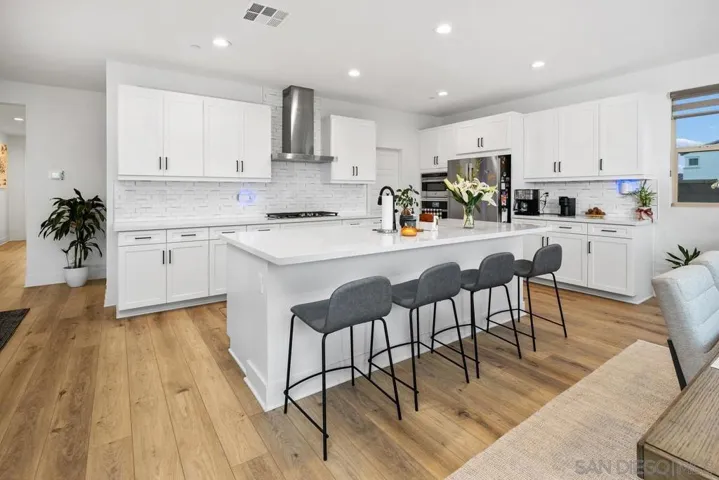 2103 Via Estancia, Chula Vista, California 91913