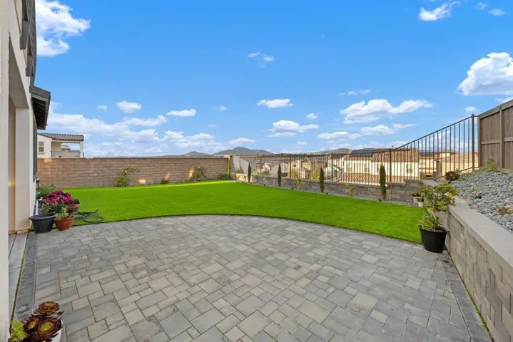 2103 Via Estancia, Chula Vista, California 91913