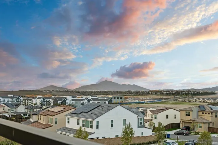 2103 Via Estancia, Chula Vista, California 91913