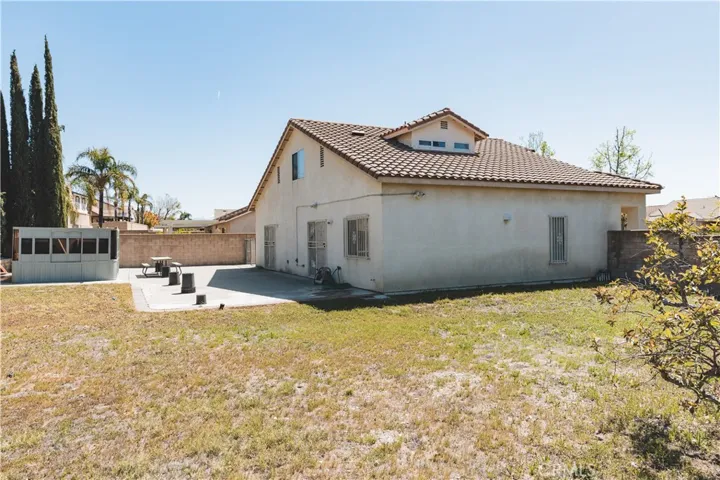 15822 Cascade Drive, Fontana, California 92336