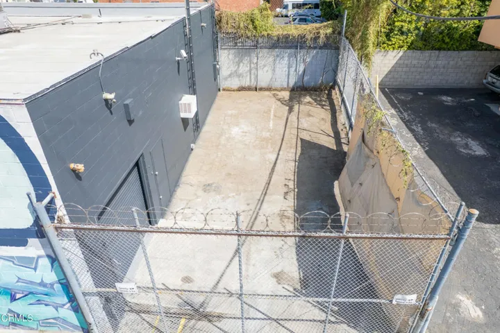 Exterior Photos