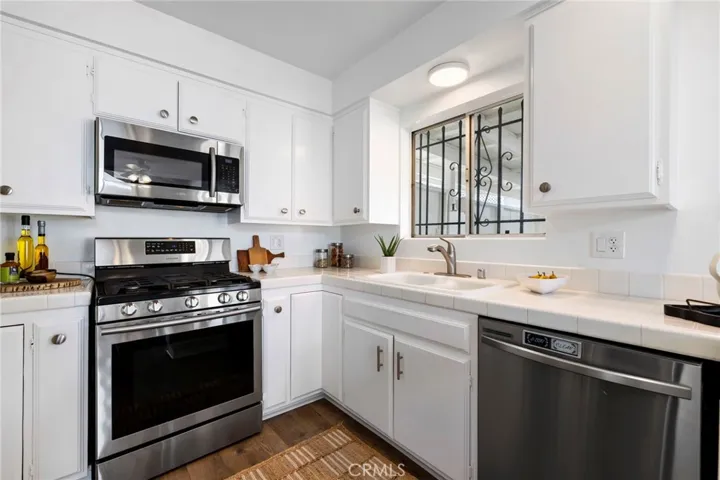 5263 E Paoli Way, Long Beach, California 90803