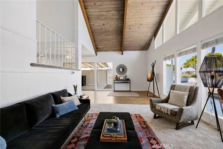 5263 E Paoli Way, Long Beach, California 90803