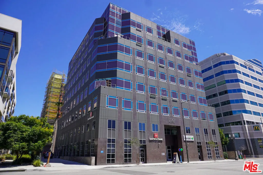 520 N Central Avenue 1-503, Glendale, California 91203, 2 Bedrooms Bedrooms, ,2 BathroomsBathrooms,Residential Lease,For Rent,Central,25522101
