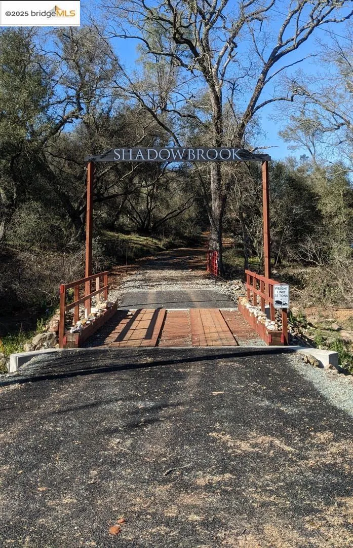 Entrance to property