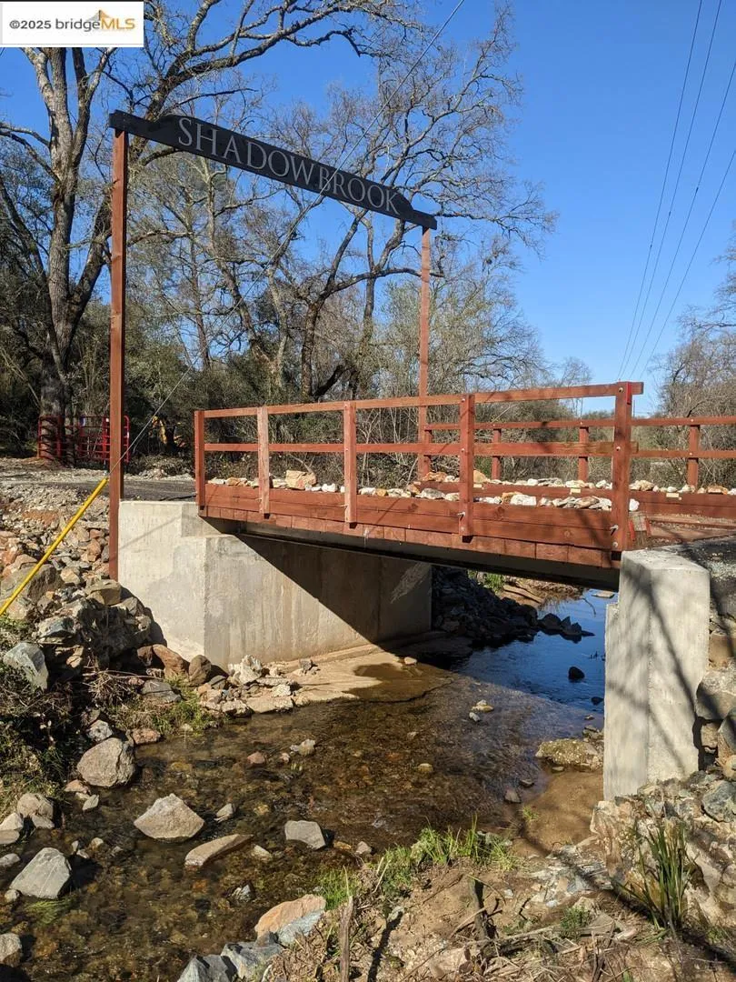 Bridge capacity 35 tons