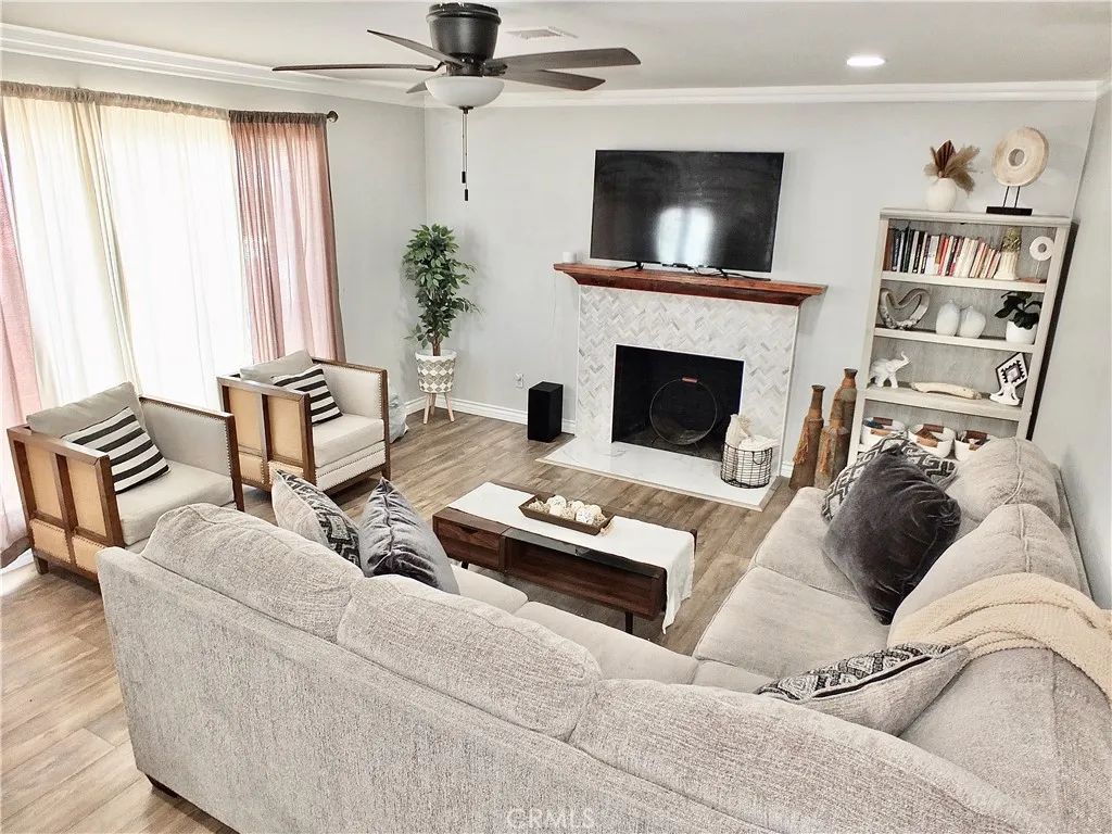 1430 E Michelson Street, Long Beach, California 90805 home-pic-3