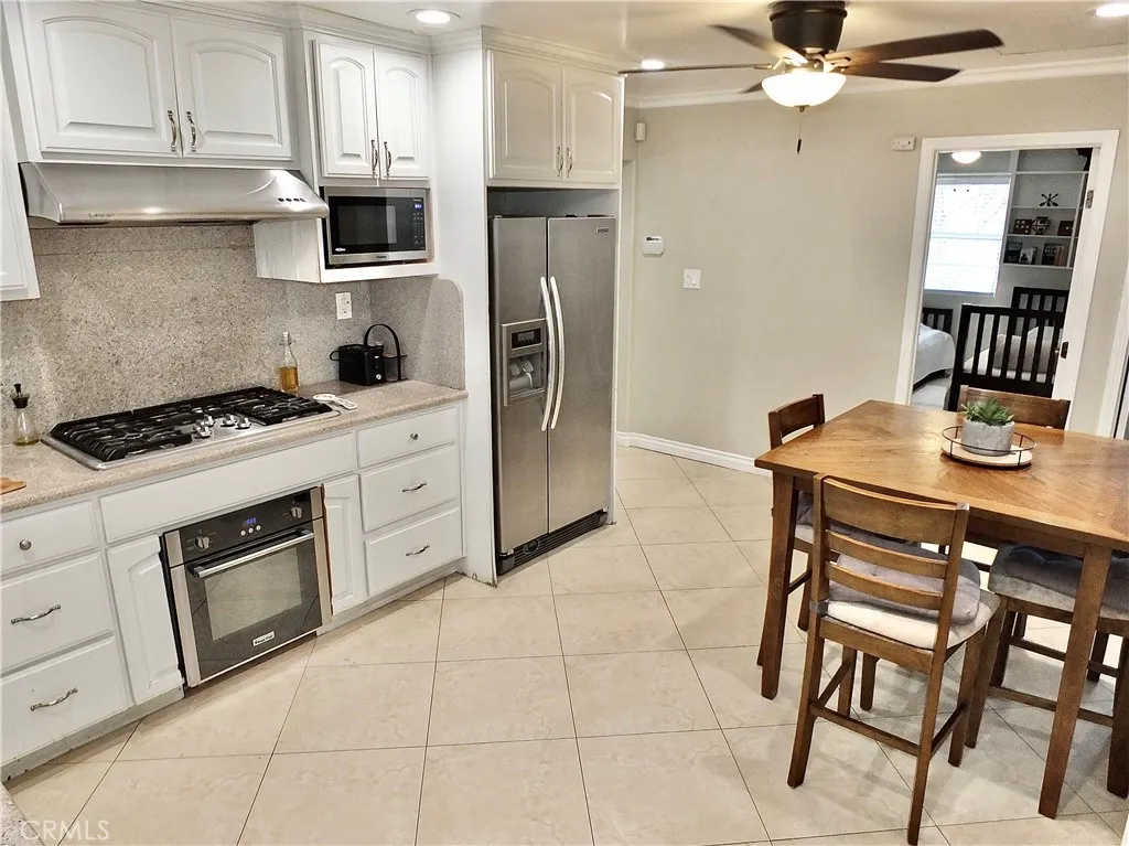 1430 E Michelson Street, Long Beach, California 90805 home-pic-27