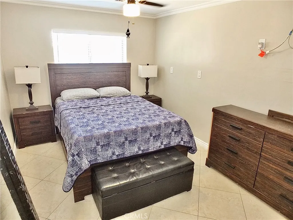1430 E Michelson Street, Long Beach, California 90805 home-pic-31