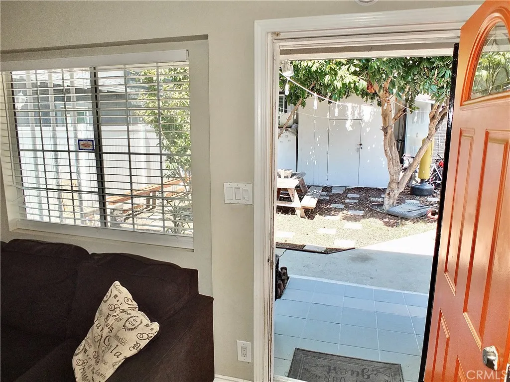 1430 E Michelson Street, Long Beach, California 90805 home-pic-25