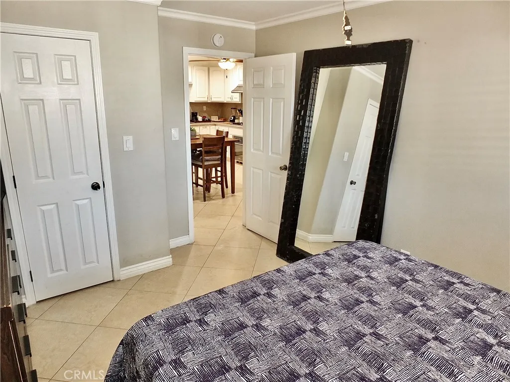 1430 E Michelson Street, Long Beach, California 90805 home-pic-32