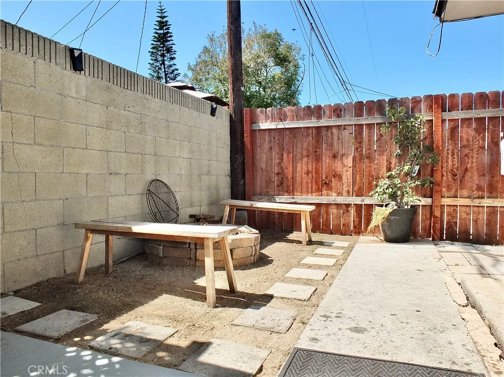 1430 E Michelson Street, Long Beach, California 90805 home-pic-37