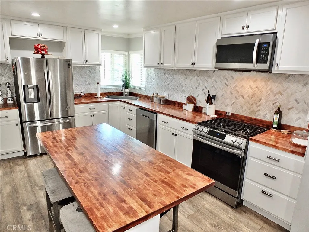1430 E Michelson Street, Long Beach, California 90805 home-pic-4