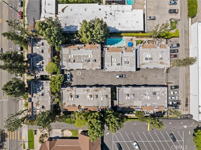 15113 Saticoy Street 14, Van Nuys, California 91405