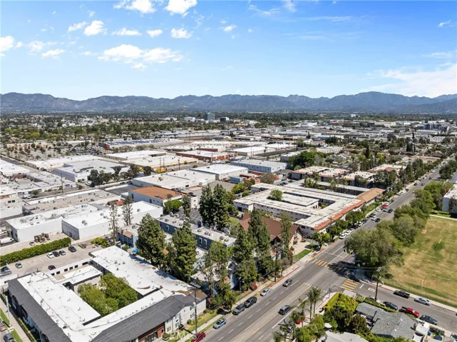 15113 Saticoy Street 14, Van Nuys, California 91405
