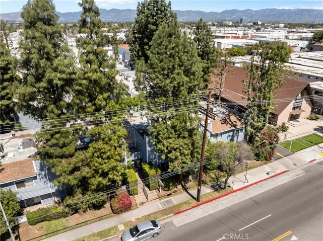 15113 Saticoy Street 14, Van Nuys, California 91405