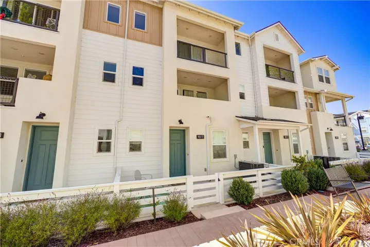 905 Madonna Road 72, San Luis Obispo, California 93405