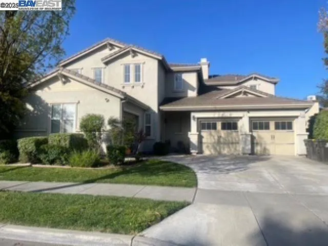 15991 Covered Bridge Way, Lathrop, California 95330