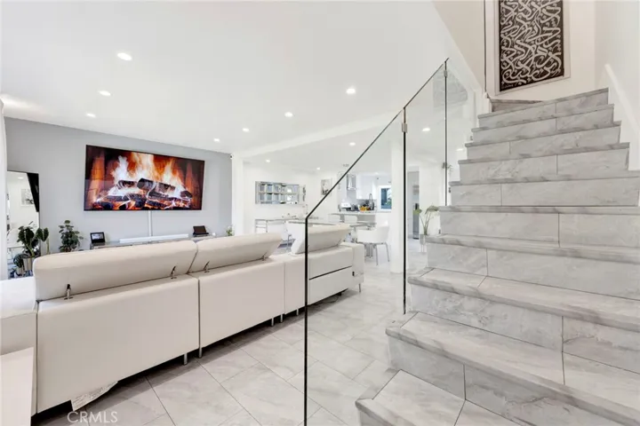 278 Green Lea Place, Thousand Oaks, California 91361